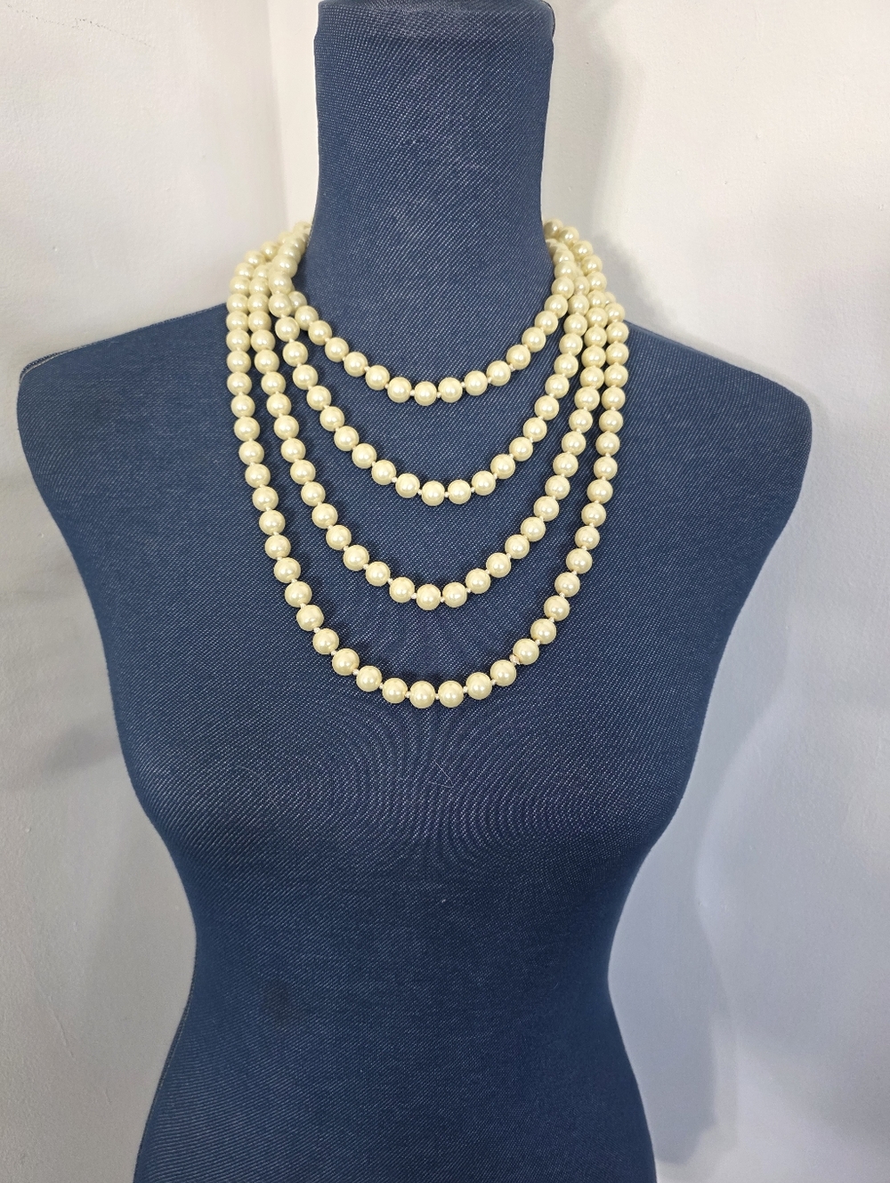 Long 90' Ivory Glass Pearl Necklace And Earrings Set - Picture 7 of 10